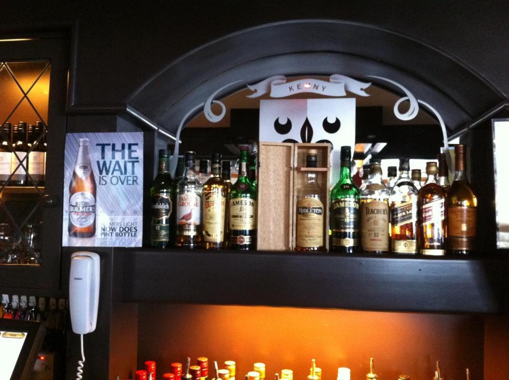 Galway Arms Inn Dış mekan fotoğraf